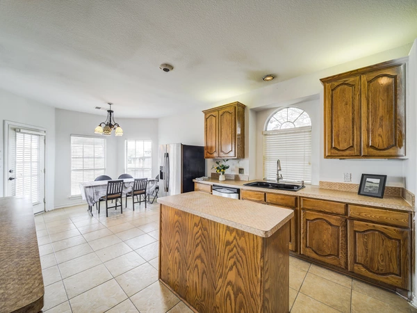 Coliving in DeSoto - Sw Dallas, Dallas