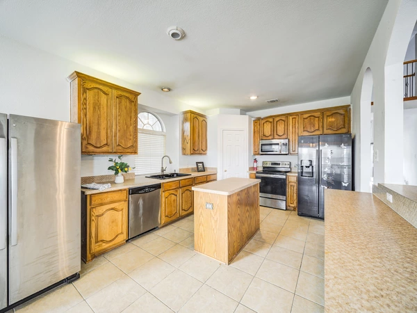 Coliving in DeSoto - Sw Dallas, Dallas