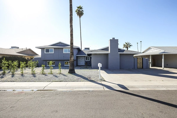 Coliving in Glendale - NW Valley, Phoenix