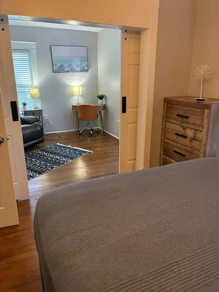 Coliving in Midtown-Westport - KCMO, Kansas City
