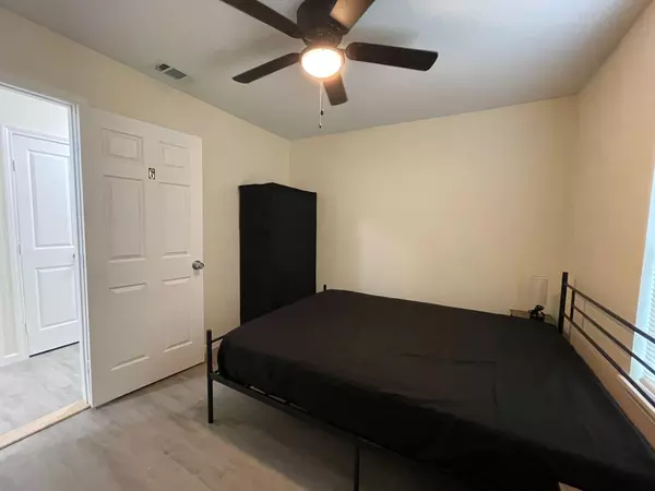 Coliving in West Arlington - Arlington, Dallas