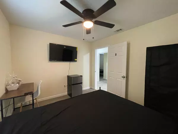 Coliving in West Arlington - Arlington, Dallas