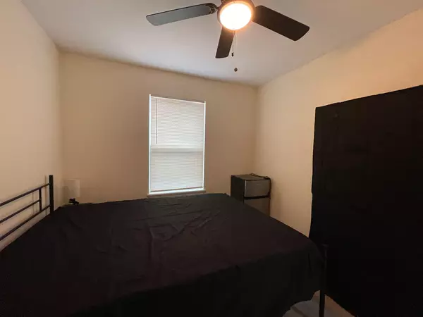 Coliving in West Arlington - Arlington, Dallas
