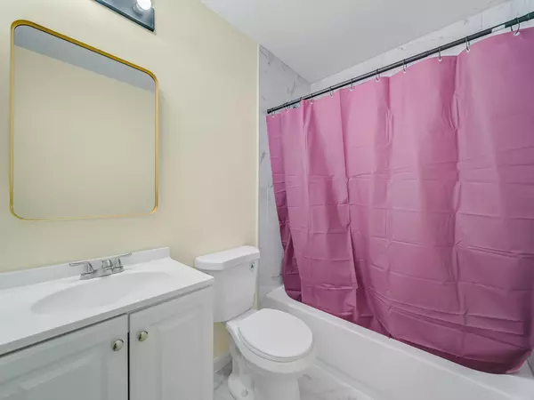 Coliving in West Arlington - Arlington, Dallas