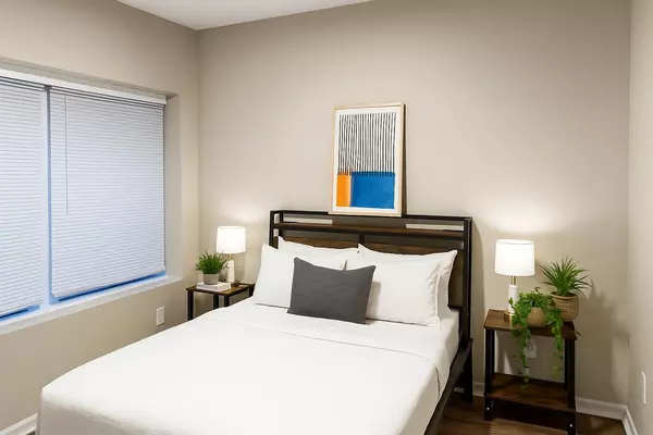 Coliving in Midtown-Westport - KCMO, Kansas City