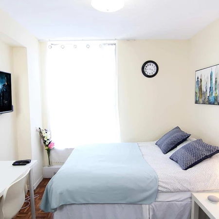 Coliving in St James Town - Downtown TO, Toronto