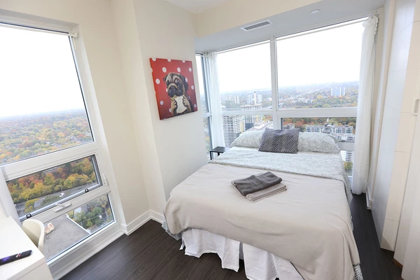 Coliving in St James Town - Downtown TO, Toronto