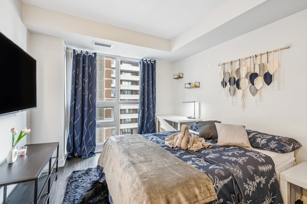 Coliving in St James Town - Downtown TO, Toronto
