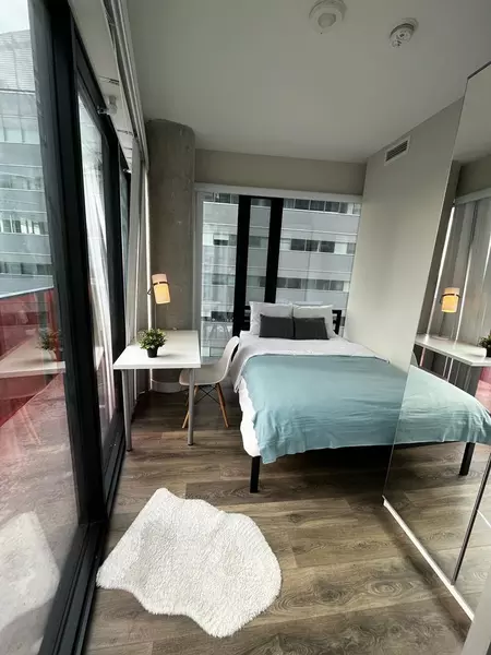 Coliving in Yonge-Bay Corridor - Downtown TO, Toronto