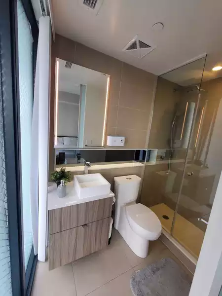 Coliving in Yonge-Bay Corridor - Downtown TO, Toronto