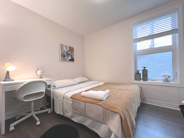 Coliving in Garden District - Downtown TO, Toronto