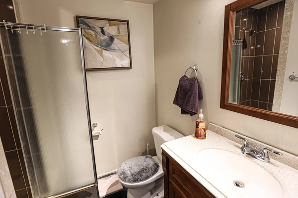 Coliving in Black Creek - North York, Toronto