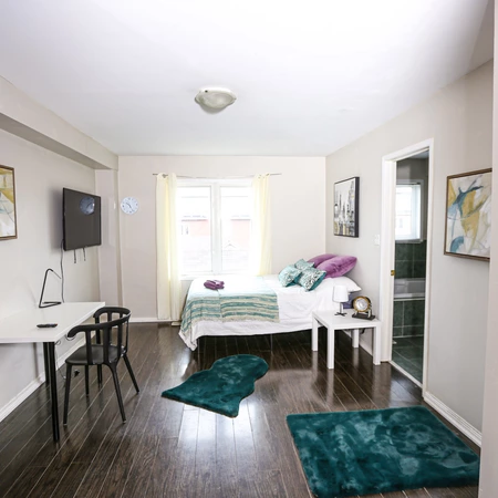 Coliving in Black Creek - North York, Toronto