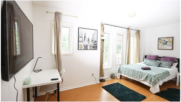 Coliving in Black Creek - North York, Toronto