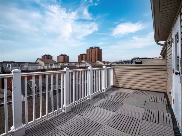 Coliving in Black Creek - North York, Toronto