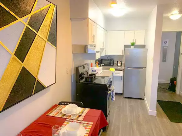 Coliving in West End - Downtown Van, Vancouver