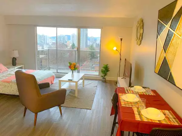 Coliving in West End - Downtown Van, Vancouver
