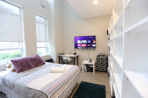 Coliving in St James Town - Downtown TO, Toronto