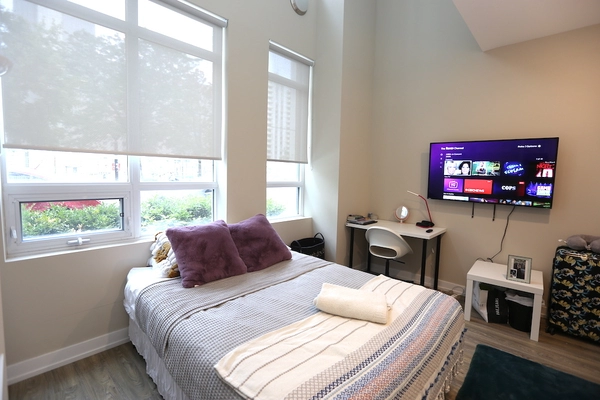 Coliving in St James Town - Downtown TO, Toronto