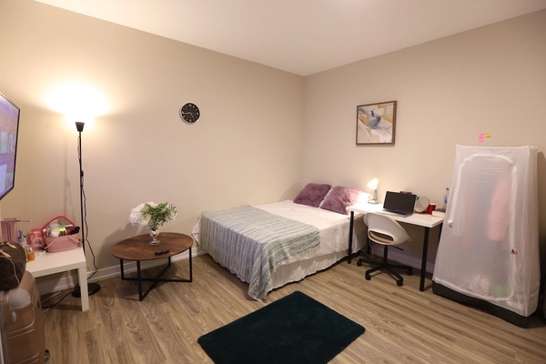 Coliving in St James Town - Downtown TO, Toronto