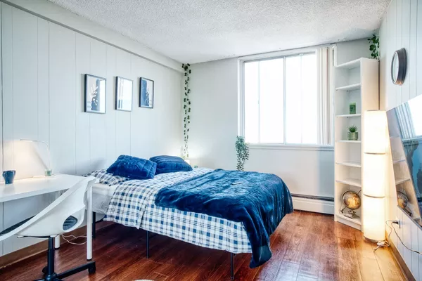 Coliving in Cliff Bungalow - City Centre, Calgary