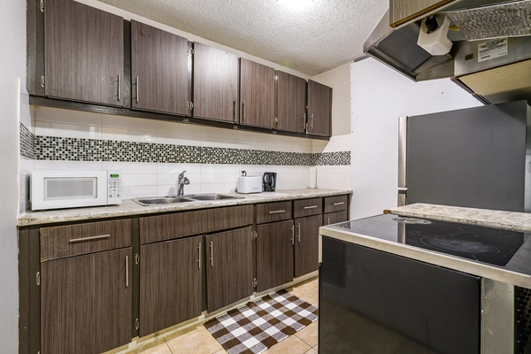 Coliving in Downtown West End - City Centre, Calgary