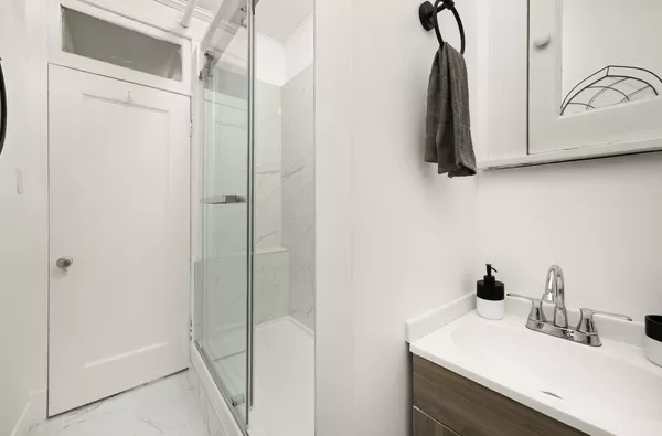 Coliving in Church-Wellesley - Downtown TO, Toronto