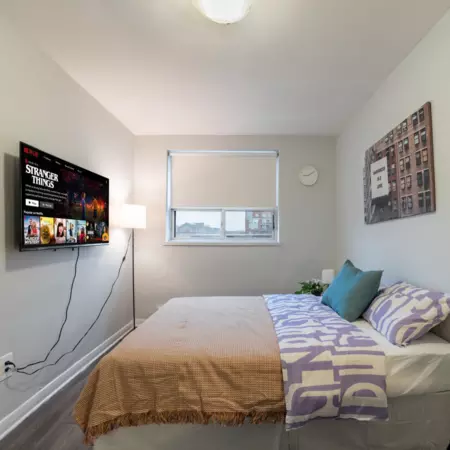 Coliving in New Toronto - Etobicoke, Toronto
