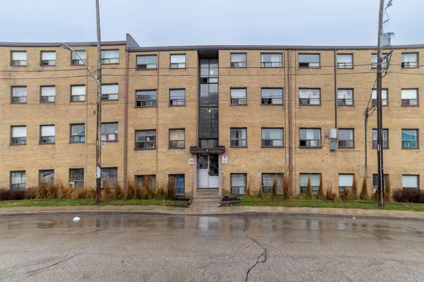 Coliving in New Toronto - Etobicoke, Toronto