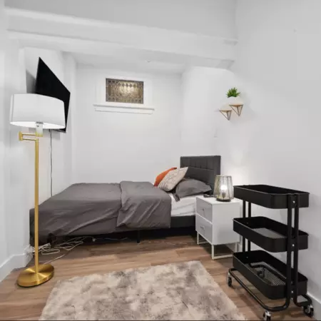 Coliving in Church-Wellesley - Downtown TO, Toronto