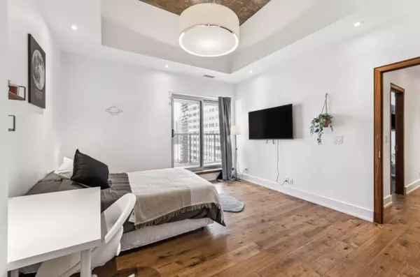 Coliving in Yonge–Eglinton - Midtown TO, Toronto