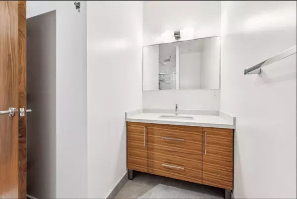 Coliving in Yonge–Eglinton - Midtown TO, Toronto