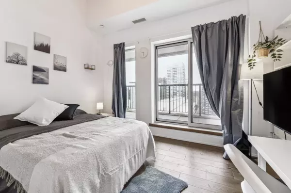 Coliving in Yonge–Eglinton - Midtown TO, Toronto