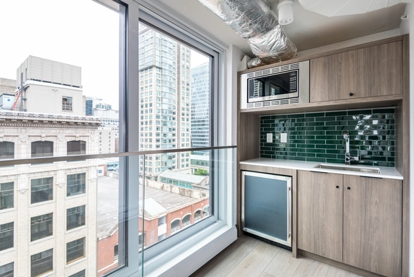 Coliving in Financial District Van - Downtown Van, Vancouver