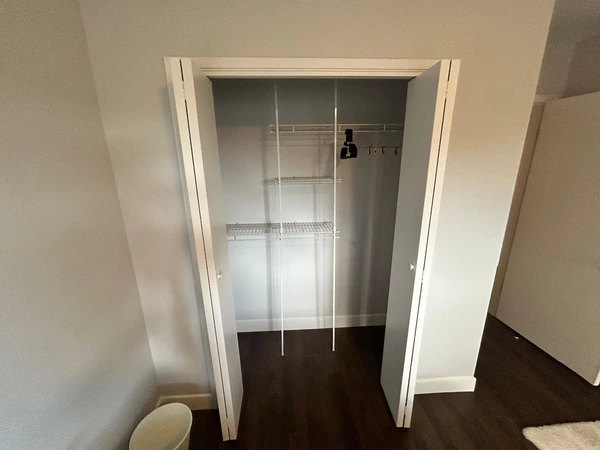 Coliving in New Westminster - Burnaby / New West, Vancouver