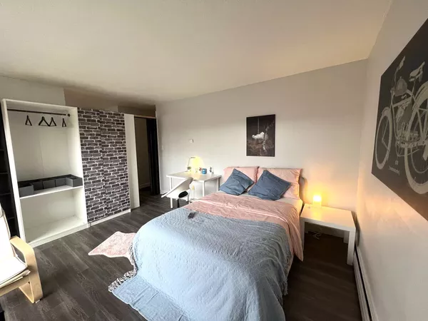 Coliving in New Westminster - Burnaby / New West, Vancouver