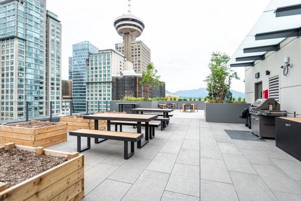 Coliving in Financial District Van - Downtown Van, Vancouver