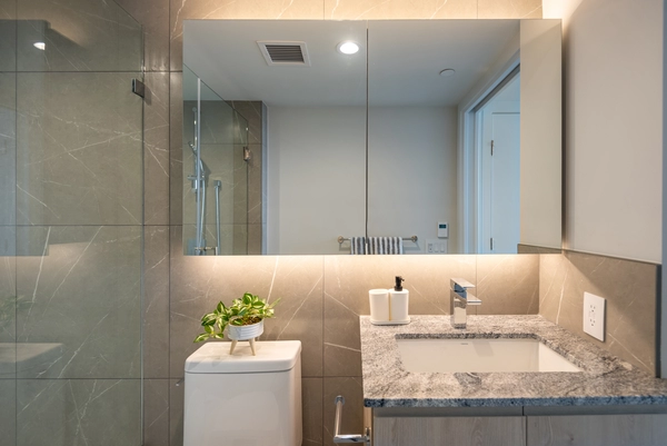 Coliving in Financial District Van - Downtown Van, Vancouver