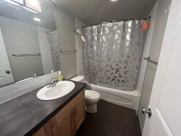 Coliving in Lower Mount Royal - City Centre, Calgary