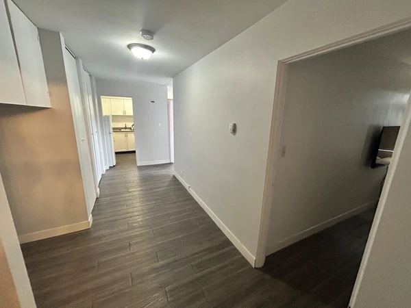 Coliving in Edmonds - Burnaby / New West, Vancouver