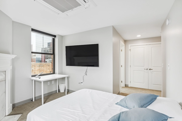 Coliving in Trinity-Bellwoods - West TO, Toronto