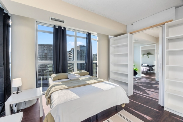 Coliving in Trinity-Bellwoods - West TO, Toronto