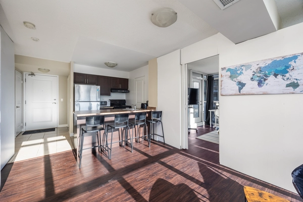 Coliving in Trinity-Bellwoods - West TO, Toronto