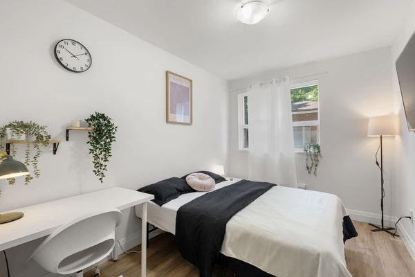 Coliving in Scarborough Village - Scarborough, Toronto