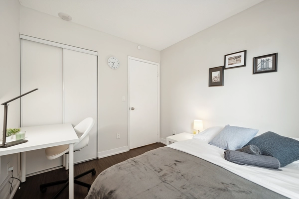 Coliving in St James Town - Downtown TO, Toronto