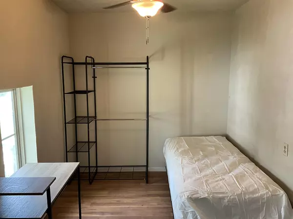 Coliving in Piedmont Addition - Se Dallas, Dallas
