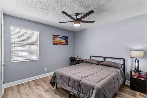 Coliving in Cedar Hills - Westside, Jacksonville