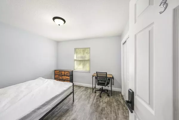 Coliving in Grant Park Tampa - East Tampa, Tampa