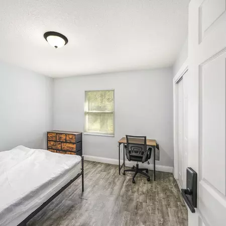 Coliving in Grant Park Tampa - East Tampa, Tampa