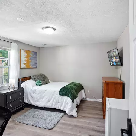 Coliving in College Park JAX - Northside, Jacksonville